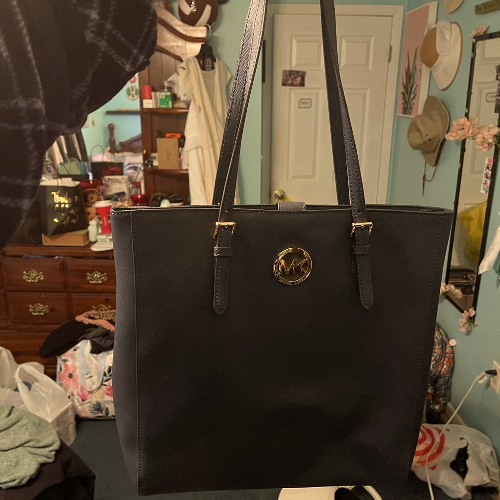 👜 Michael Kors Jet Set Tote 👜